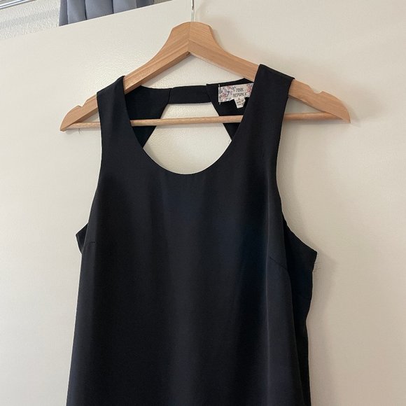 Pink Republic Black Sheath Dress Keyhole Back - Picture 4 of 6